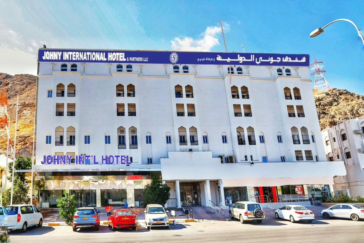 Johny International Hotel Muskat Bagian luar foto